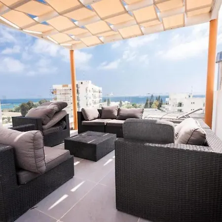 Remarkable 3-Bed House In Paralimni *